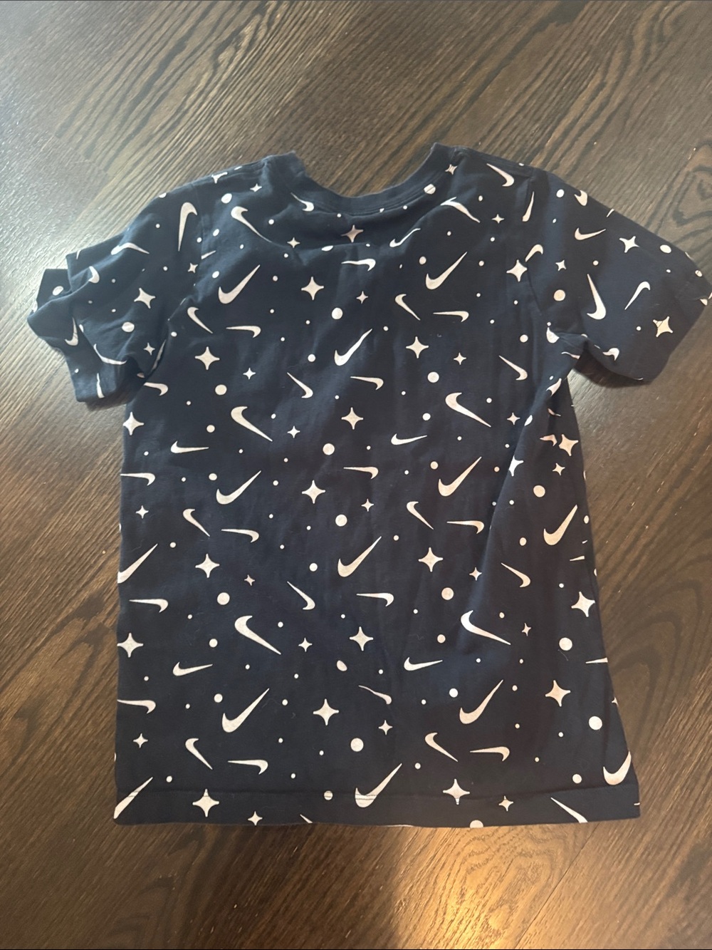 Nike Navy and White Swoosh Star Print Tee with Navy Joggers - Picture 5 of 8